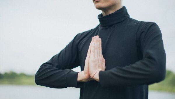 How to Manage Stress in a Fast-Paced World