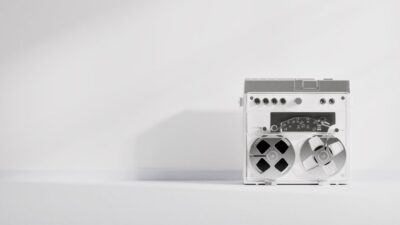 2026: The Year of Retro-Tech Revival – Why Analog is Making a Comeback
