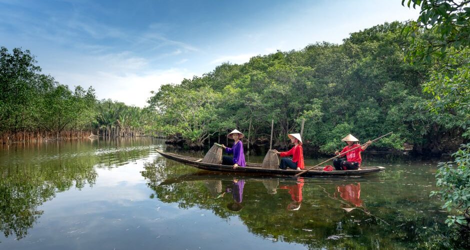 2026: The Year of Hyper-Local Tourism – Exploring the Hidden Gems in Your Backyard